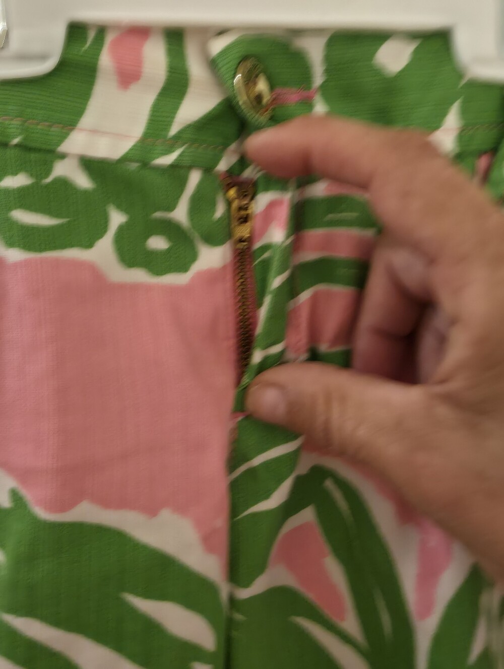 Lilly Pulitzer Callahan Shorts | Size 6 | Pink & Green Tropical Print | EUC - Picture 6 of 8